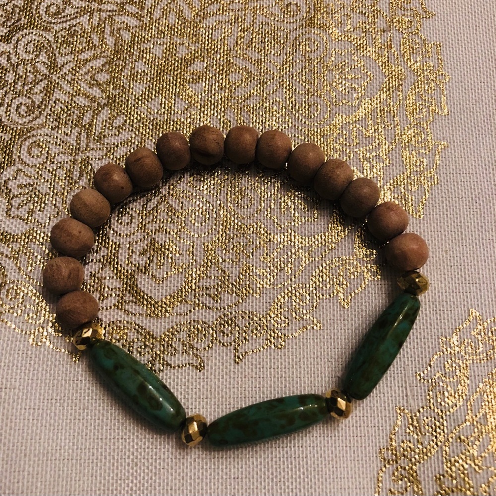 Essential Oil Diffuser Bracelets - Picture 2 of 3